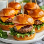 Mini burgers au bœuf et sauce moutarde-miel