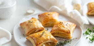 Feuilletés au Chèvre et Oignon