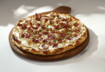 Flammekueche : Un Plat Alsacien Authentique et Convivial