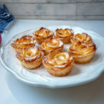 Tartelettes aux pommes et crème pâtissière au rhum