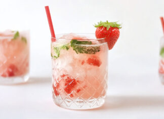 eau pétillante à la fraise et basilic, infusion fraise basilic, eau petillante fraise, eau pétillante fraise, eau aromatisée fraise basilic, eau pétillante aromatisée maison, l'eau à la fraise, petillante fraise, basilic et fraise, boisson petillante fraise, recette eau pétillante fraise basilic, eau gazeuse fraise basilic maison, boisson pétillante fraise basilic, comment préparer eau pétillante fraise basilic, eau pétillante aromatisée maison, ingrédients eau pétillante fraise basilic, eau pétillante naturelle, eau gazeuse fraise basilic rafraîchissante, idées cocktail fraise basilic, eau pétillante pour été, association fraise basilic, bienfaits eau pétillante fraise basilic, préparation eau gazeuse fraise basilic, boisson sans alcool fraise basilic, eau pétillante fraise basilic facile, boisson estivale fraise basilic, eau gazeuse maison, infusion fraise basilic, eau pétillante pour enfants,