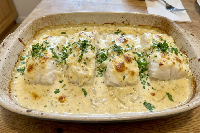 Cabillaud au four à la moutarde et crème cabillaud au four, cabillaud crème moutarde, recette cabillaud facile, poisson au four crémeux, dos de cabillaud recette, cabillaud sauce moutarde, recette poisson rapide, cabillaud fondant au four, plat poisson familial, cabillaud crème fraîche, recette dos de cabillaud au four a la moutarde, recette cabillaud au four à la moutarde et crème citronnée, dos de cabillaud au four à la moutarde, dos de cabillaud au four crème moutarde, cabillaud au four à la moutarde et crème citronnée, cabillaud au four à la moutarde, cabillaud au four moutarde creme fraiche, cabillaud au four creme moutarde, cabillaud au four a la moutarde et creme citron, filet de cabillaud au four à la crème, cabillaud au four à la moutarde et crème,