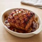 Jambon rôti glacé aux canneberges et au miel